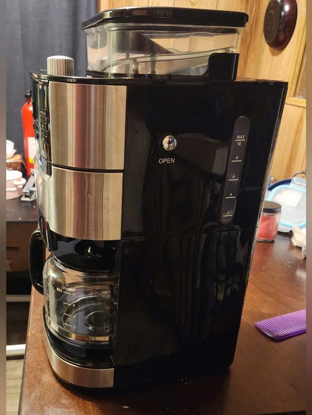 Black and Stainless 10-Cup Grind-and-Brew Coffee Maker
